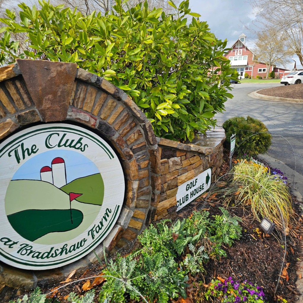 Commercial property entrance signage at The Clubs at Bradshaw Farm